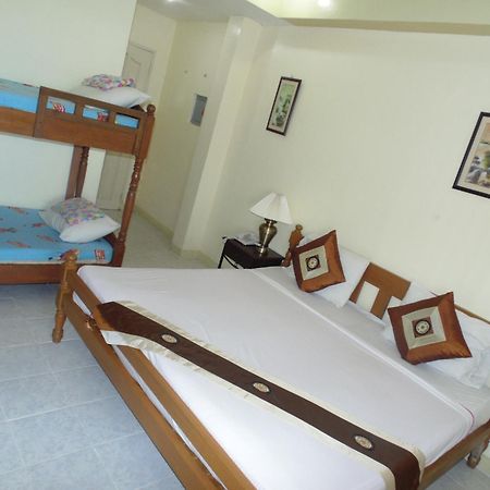 Royal Taal Inn Tagaytay City Zewnętrze zdjęcie