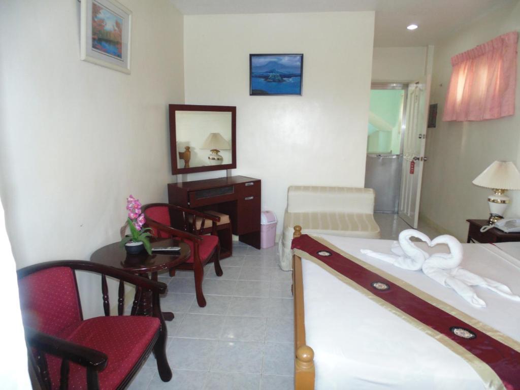 Royal Taal Inn Tagaytay City Pokój zdjęcie