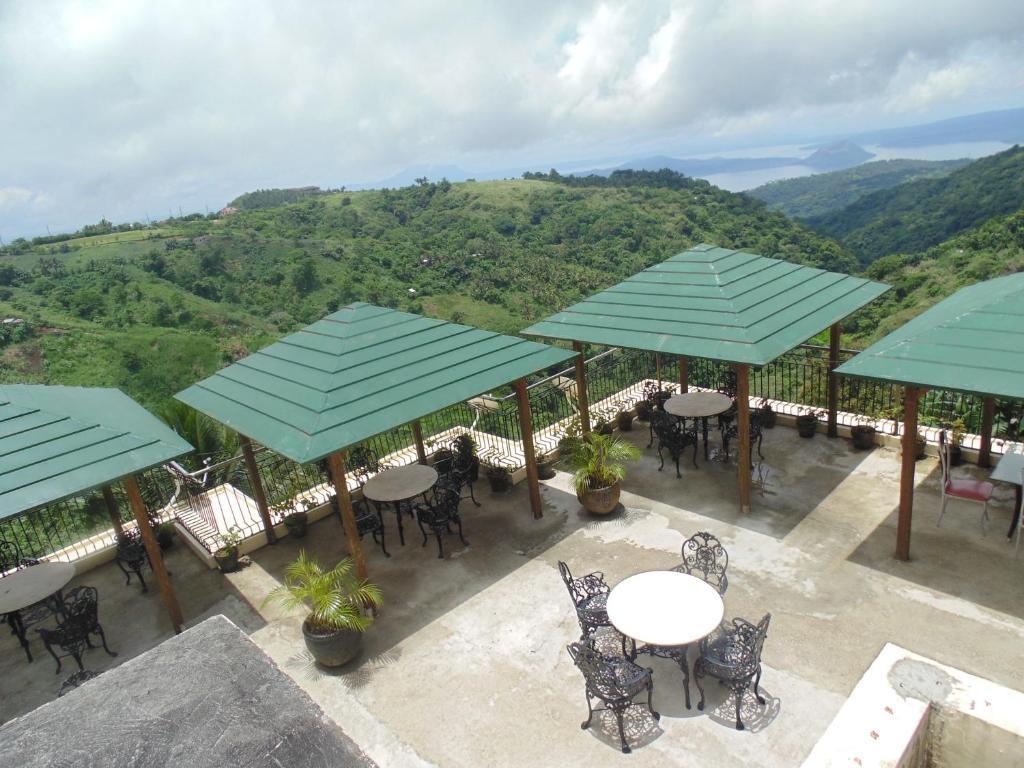 Royal Taal Inn Tagaytay City Zewnętrze zdjęcie