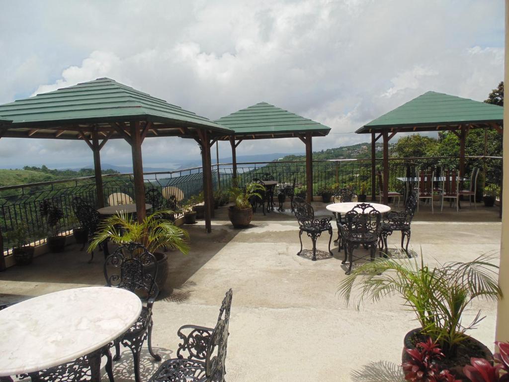 Royal Taal Inn Tagaytay City Zewnętrze zdjęcie