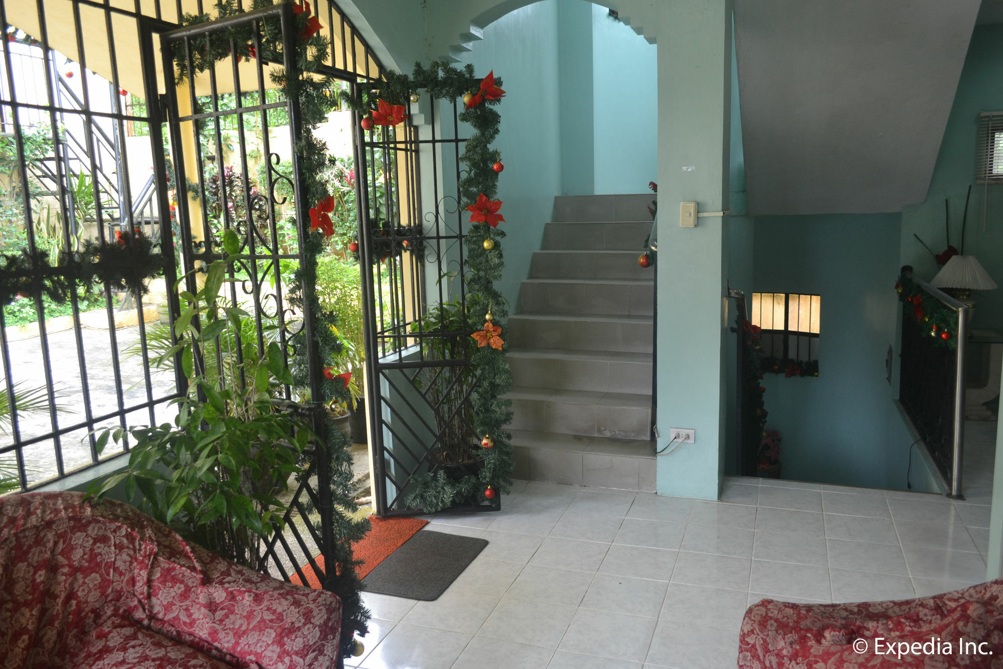Royal Taal Inn Tagaytay City Zewnętrze zdjęcie